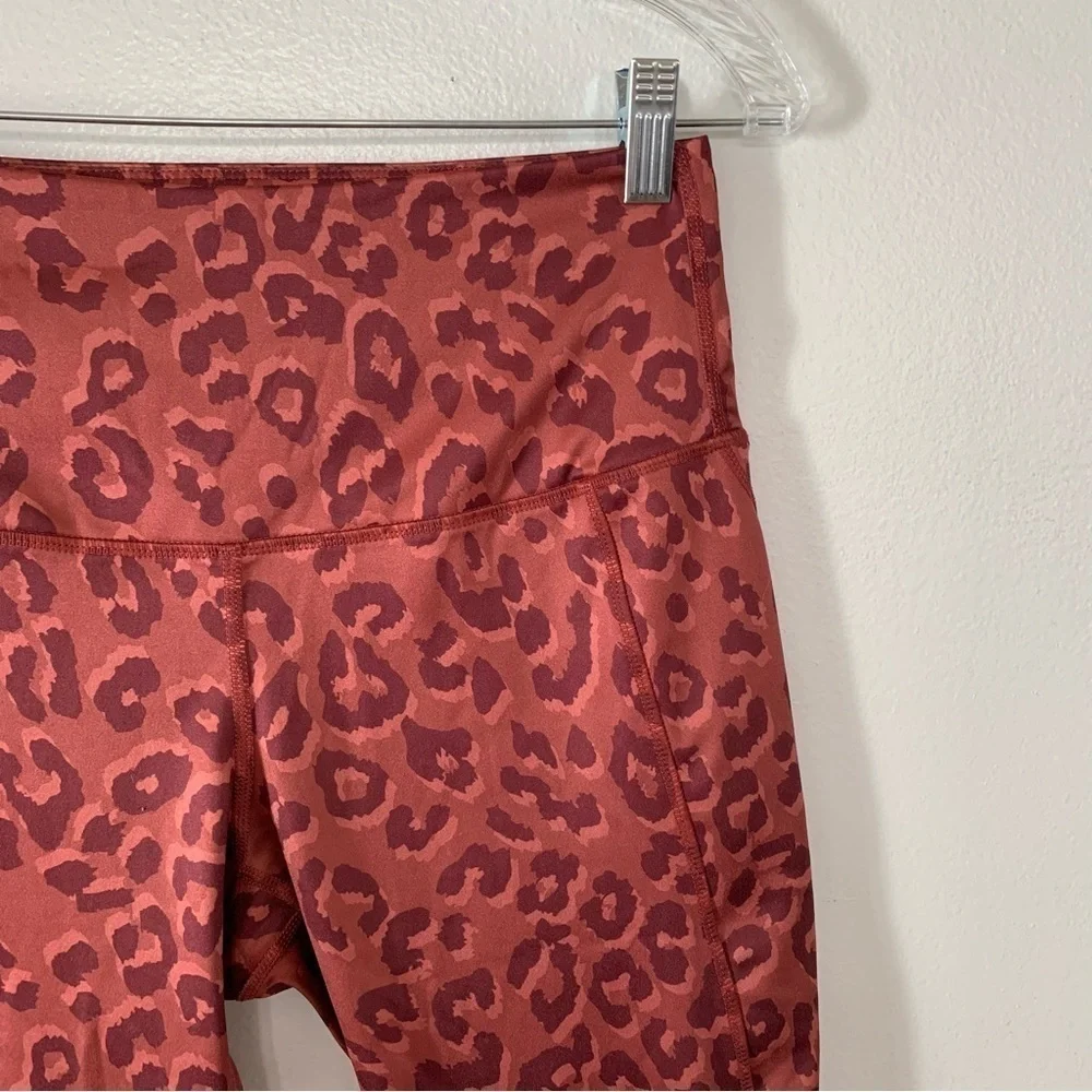 Leg End Burnt Orange Leopard Print Active Wear Pocket Leggings Size M